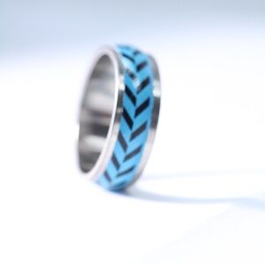 Cool Chevron Metallic blue Long lasting Steel Ring Size 7.5 New